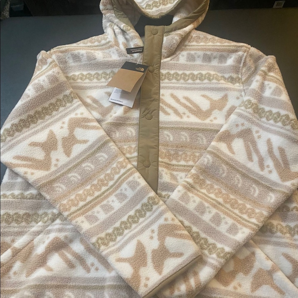 North face hoodie pull over